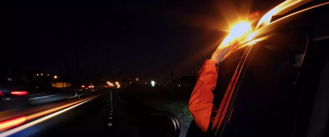 Baliza geolocalizada, una genialidad de la DGT que genera dudas